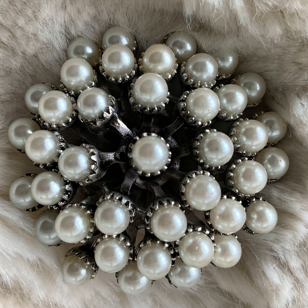 Vintage Faux Pearl Cluster Brooch